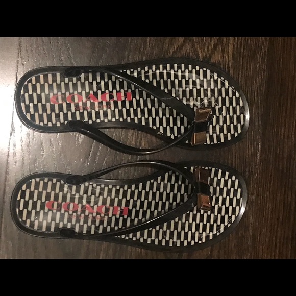 Coach jelly flip flop with bow- size 6 - Picture 2 of 2